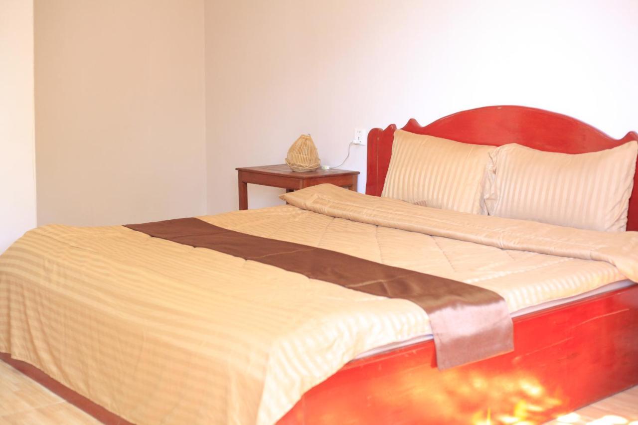 Tropical Villa Siem Reap Buitenkant foto