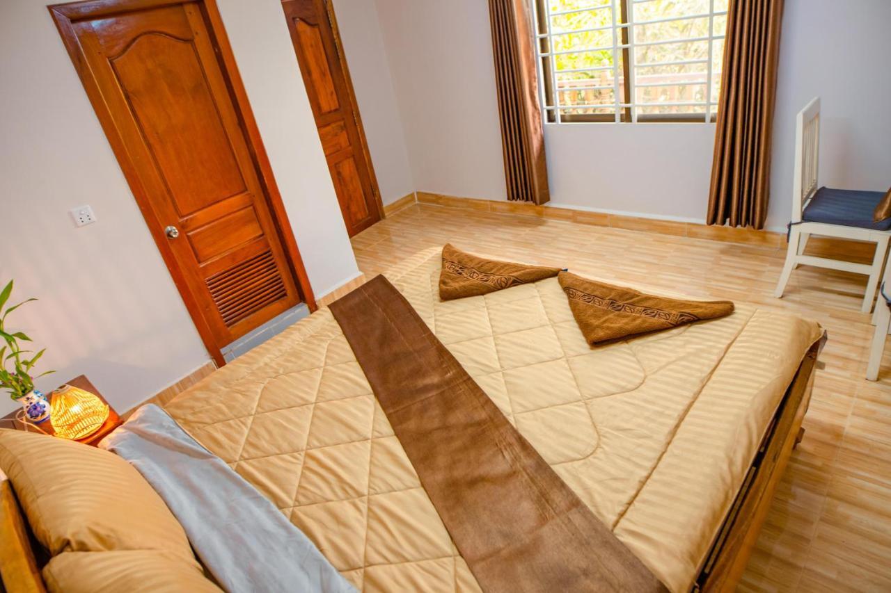 Tropical Villa Siem Reap Buitenkant foto
