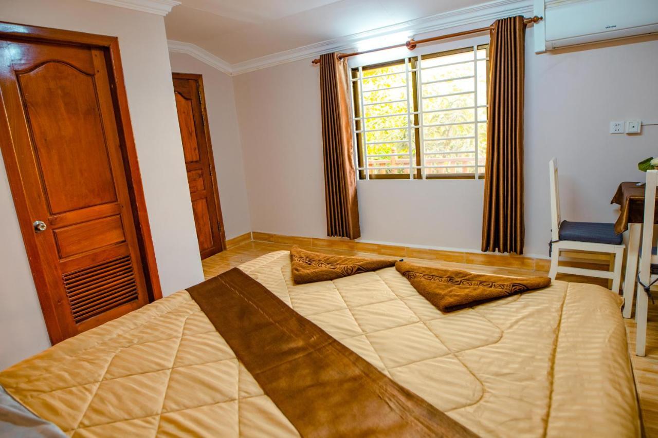 Tropical Villa Siem Reap Buitenkant foto