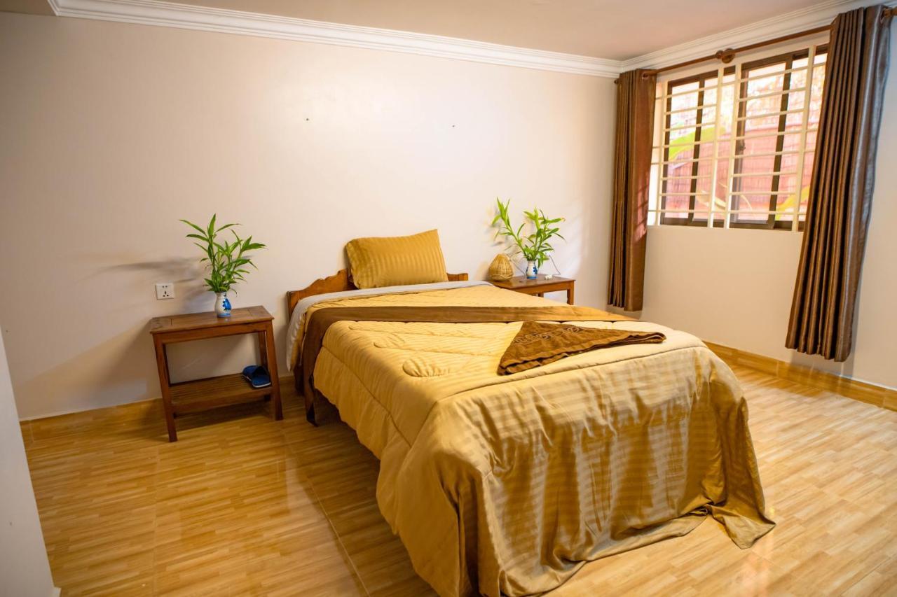 Tropical Villa Siem Reap Buitenkant foto