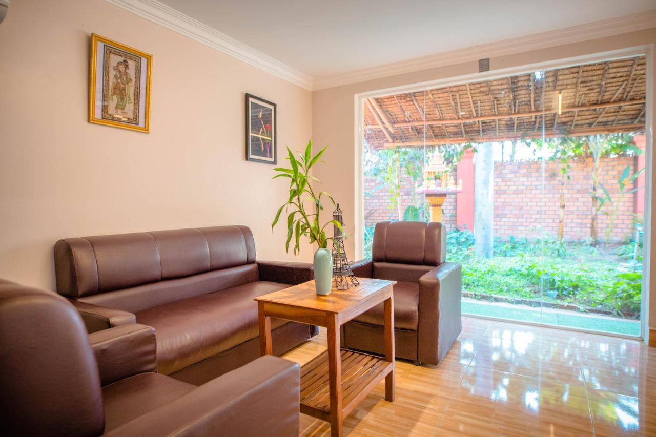 Tropical Villa Siem Reap Buitenkant foto